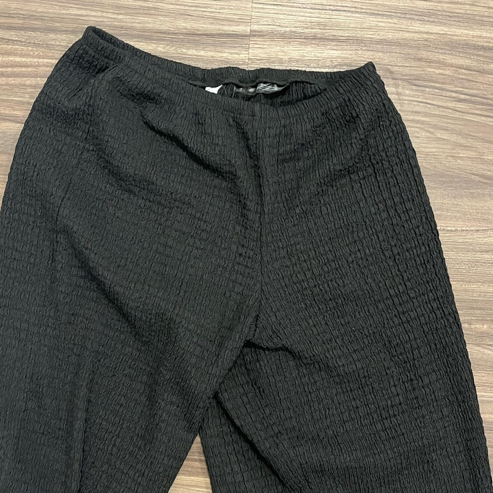 H&M flowy pants - Picture 3 of 3